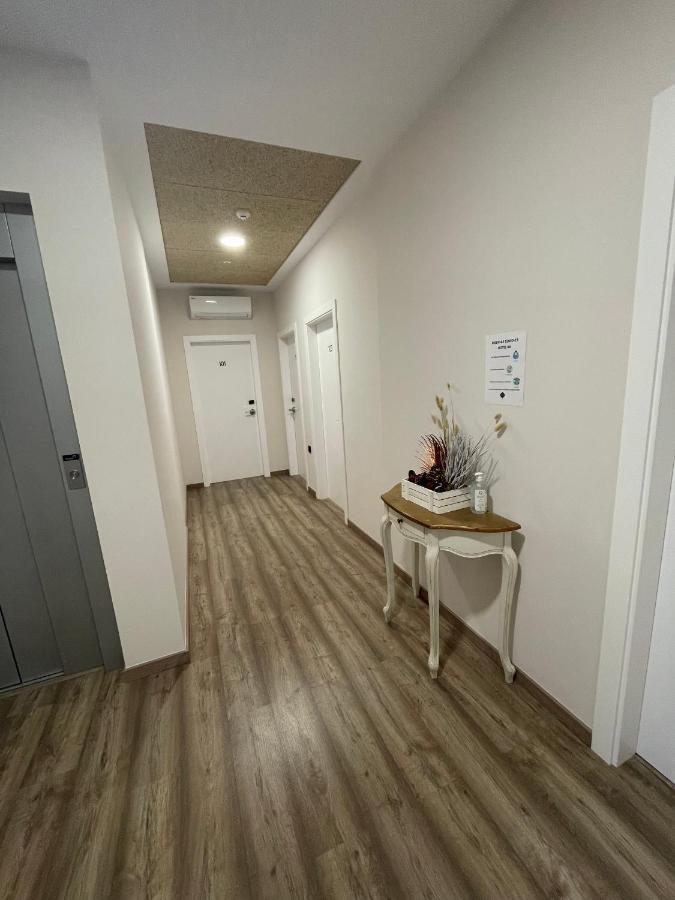 Hotel Иби Екстериор снимка