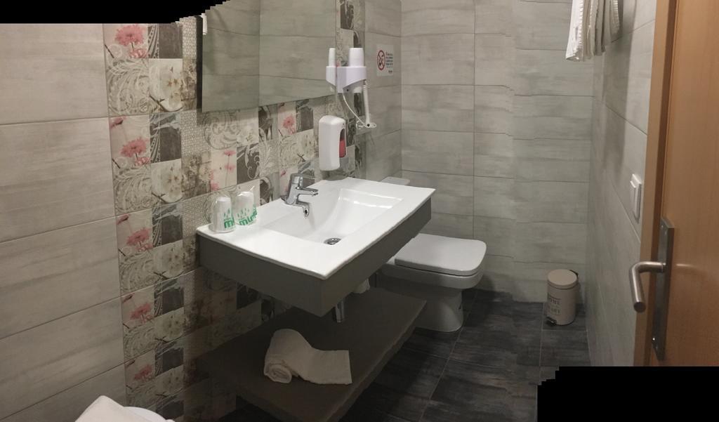Hotel Иби Екстериор снимка